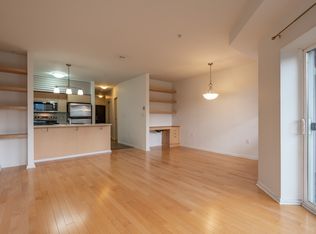 5221 Nora Bernard St #414, Halifax, NS B3K0B6