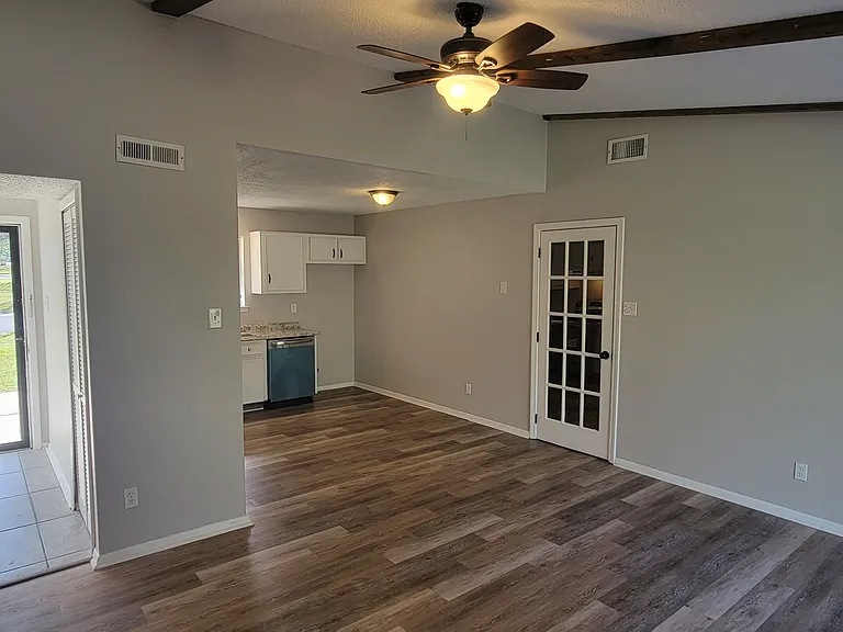 21 Meadowlark Dr — Photo 4