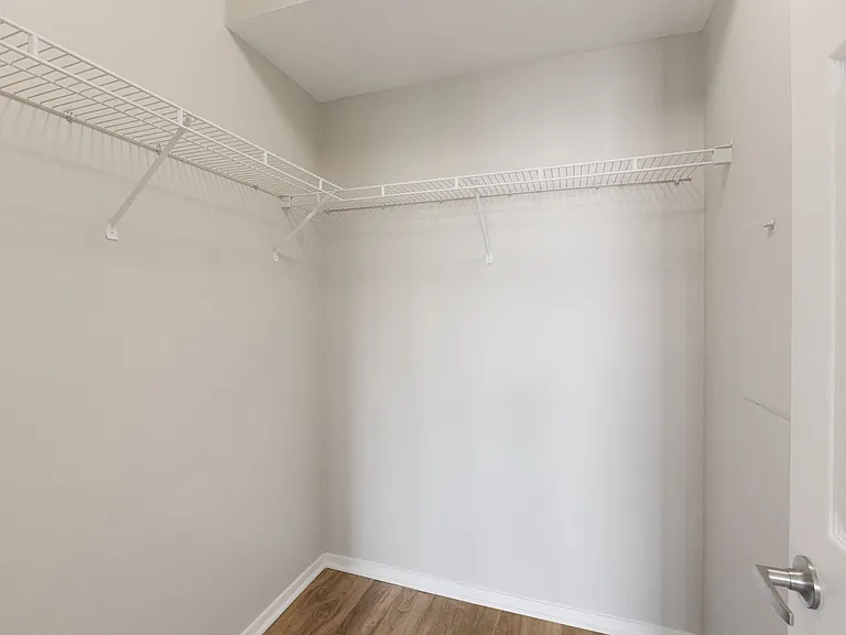 Pavona Apartments — Photo 20