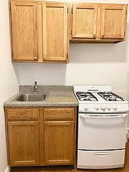 Rented by Haute Residences 