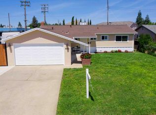 8801 Halverson Dr, Elk Grove, CA 95624