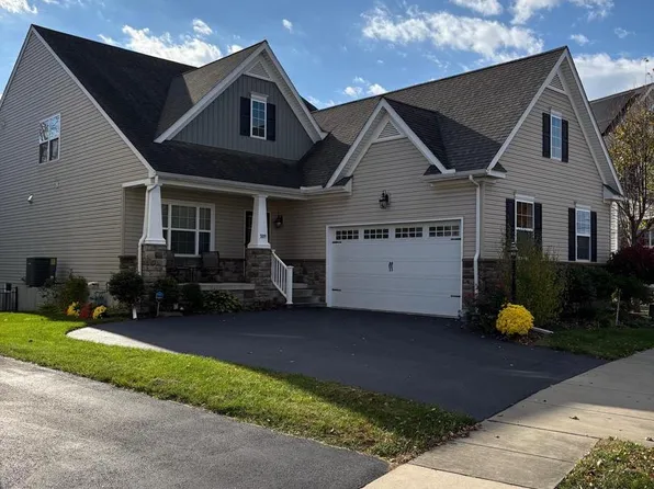 509 Brookshire Dr, Lancaster, PA 17601