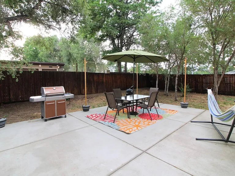 4885 Carr St — Photo 11