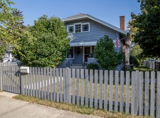 348 Evans Ave, Aurora, IL 60505