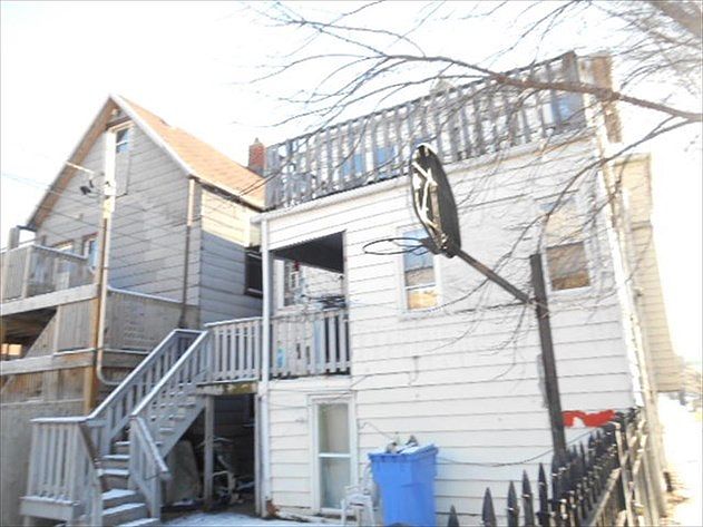 2nd image of 3534 W Medill Ave
