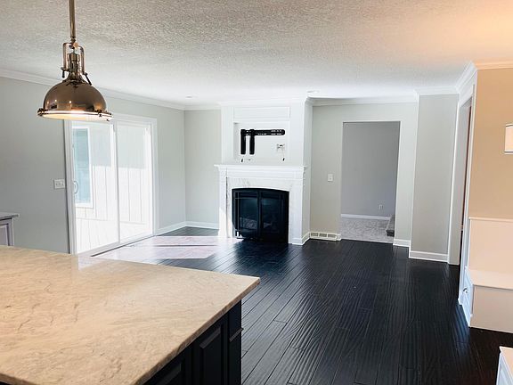 Kitchen/Informal Dining Room/Hearth Room