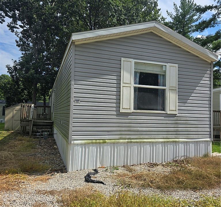 1st image of 11 Pattie Dr
