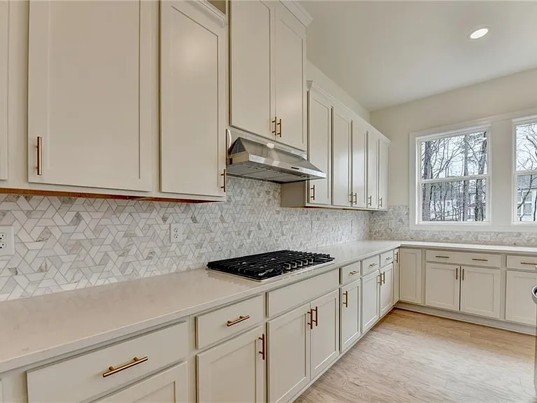 2471 Stewart Rd — Photo 30