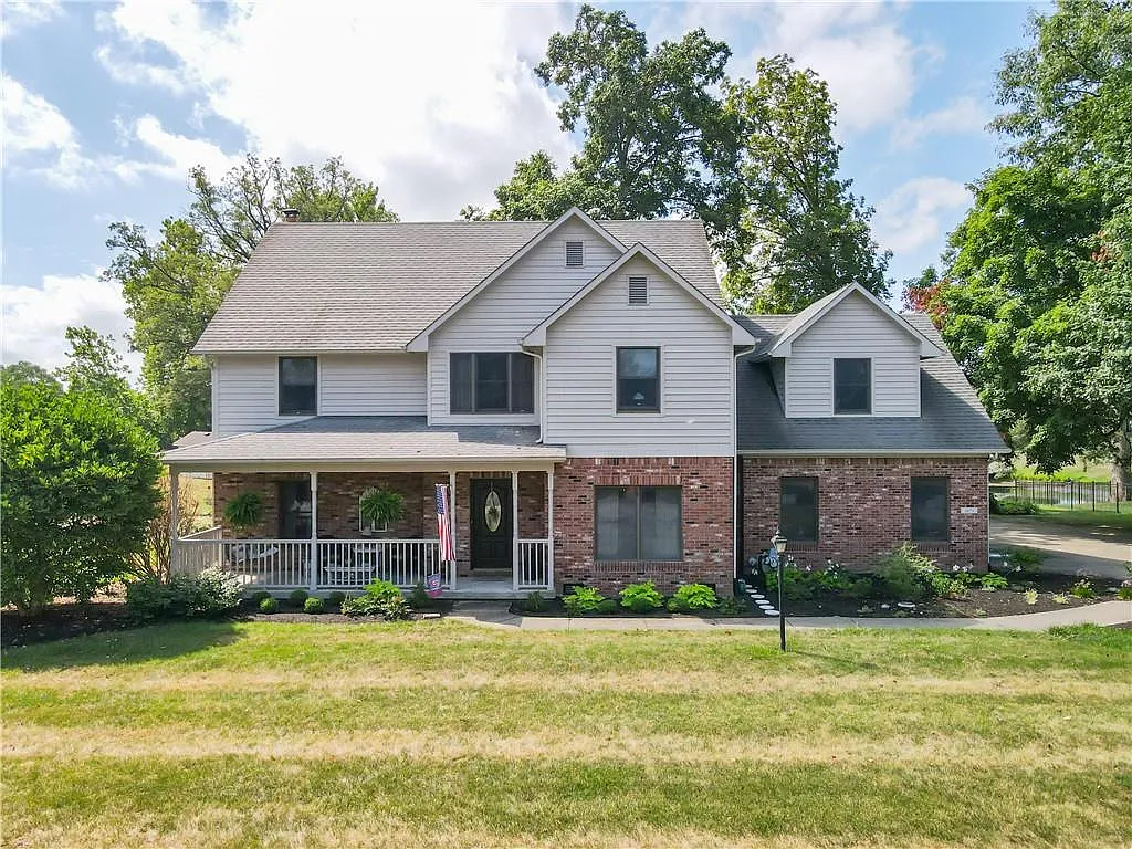 1673 E Mohr Rd photo 1