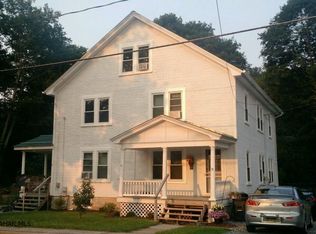 976 Bedford St, Claysburg, PA 16625