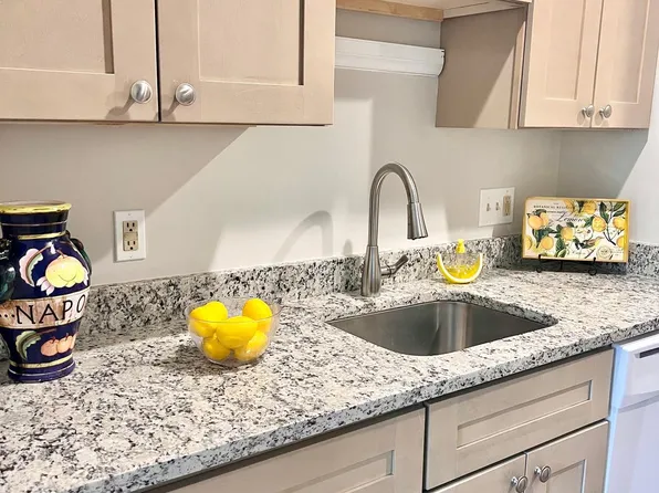 7909 Coriander Dr APT 101, Gaithersburg, MD 20879