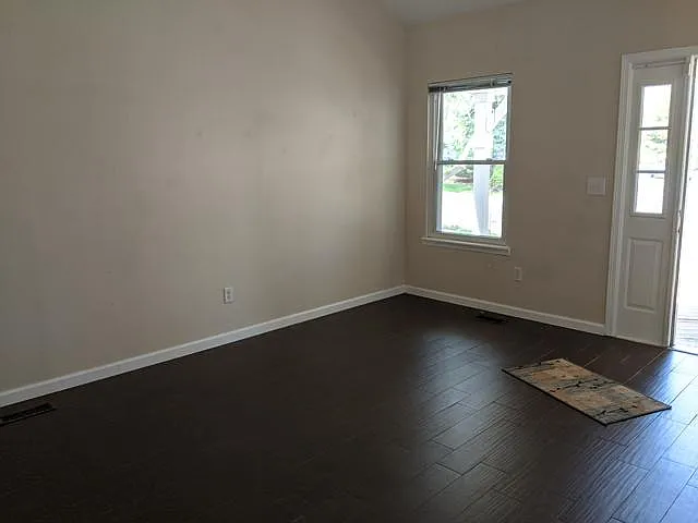 Living Room. Easy care tile floor new 3 years ago.