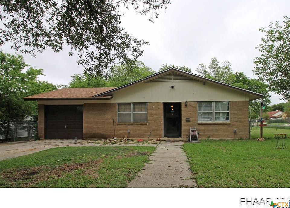 1st image of 1820 Gaynor Dr