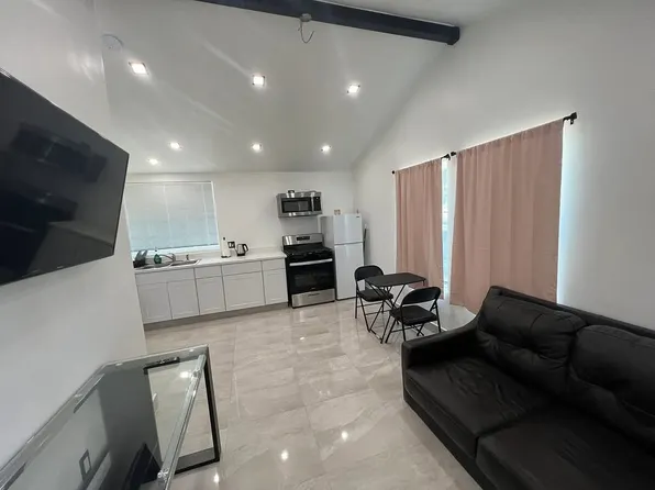 23804 Mobile St #1, West Hills, CA 91307