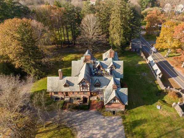 80 Pond Street #1, Salem, NH 03079