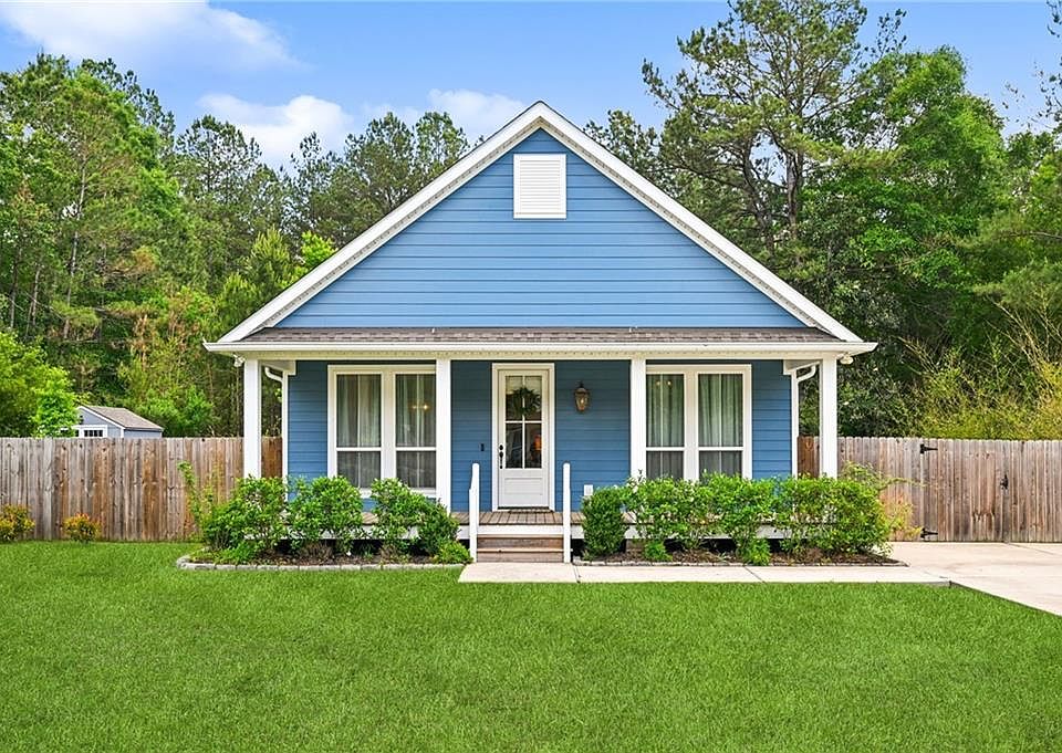 1st image of 103 Abita Oaks Blvd