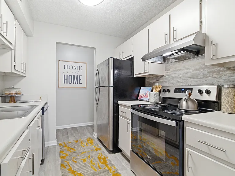 City Park Apartments — Photo 35