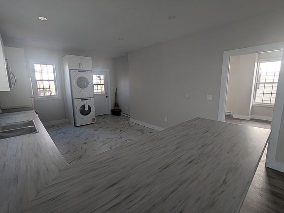 4th image of 6289 North St