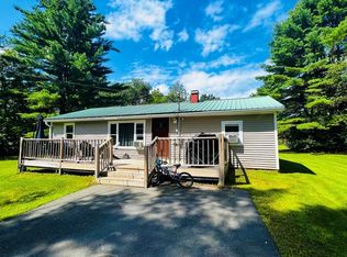 22 Brighton Rd, Solon, ME 04979