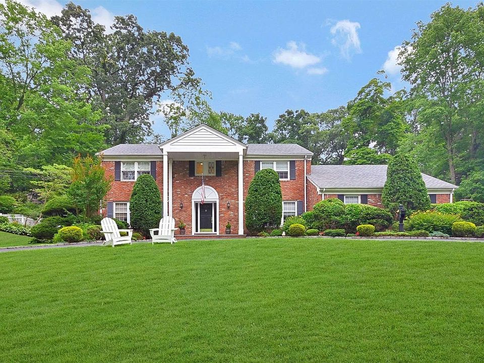 224 Vineyard Road, Halesite, NY 11743 Zillow