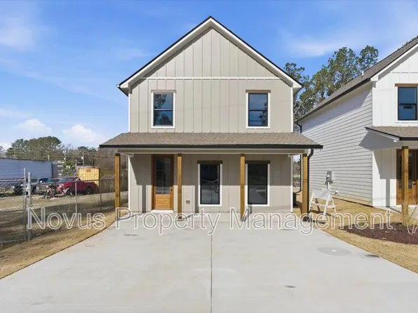105 Carroll Cir, Carrollton, GA 30117