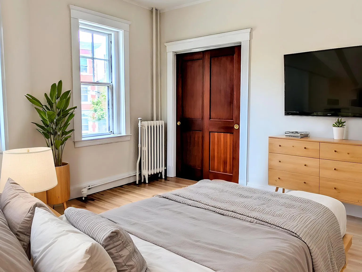 3 bed, 1000 sqft, $3,750 — Photo 3