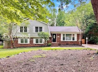 400 Wilcrest Dr, Matthews, NC 28105