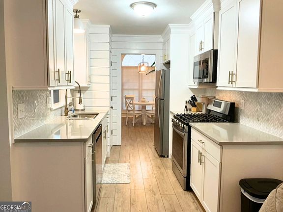 2nd image of 55 Mar Mar Ln