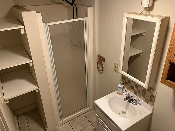 Bathroom. New photos coming soon.