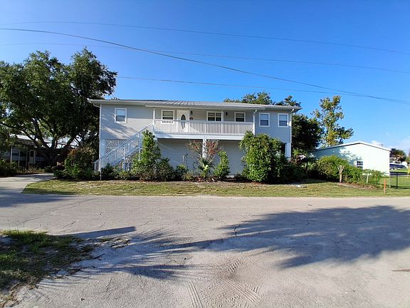 4th image of 32 884th Ave
