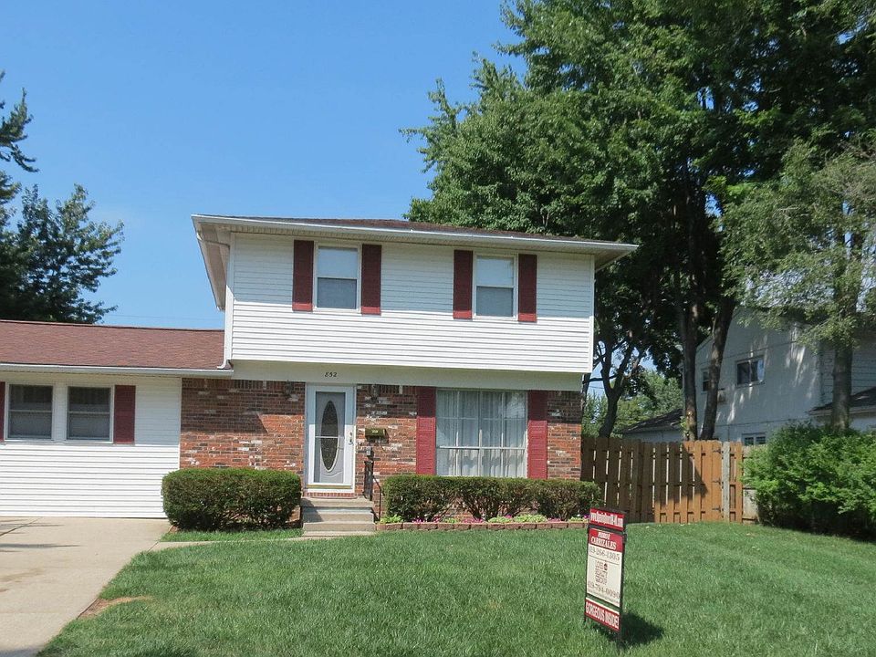 852 Cherry Ln.