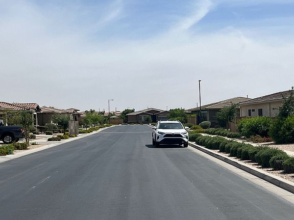 4th image of 22327 S 227th Way