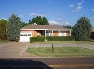 1720 N 4th St, Sayre, OK 73662