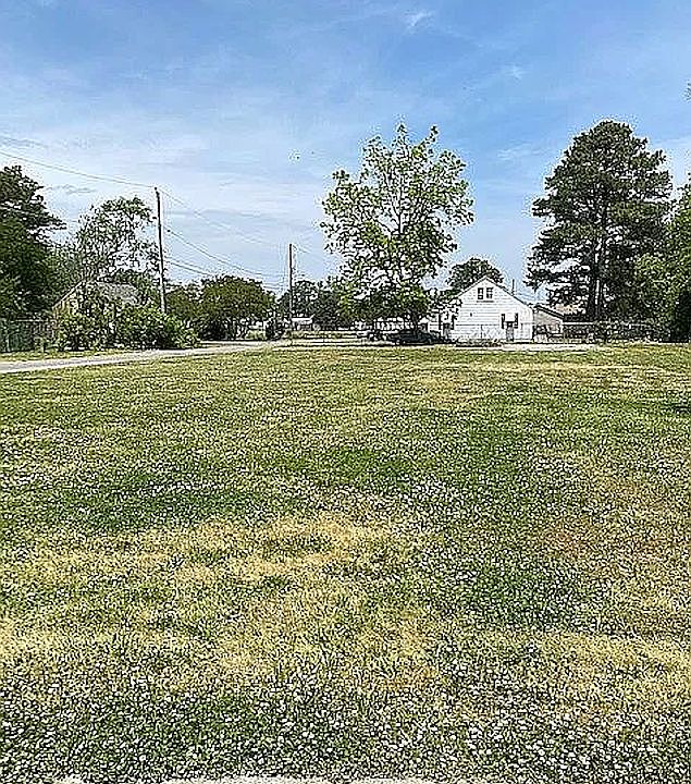2nd image of Gandy Lane Chesapeake Ave