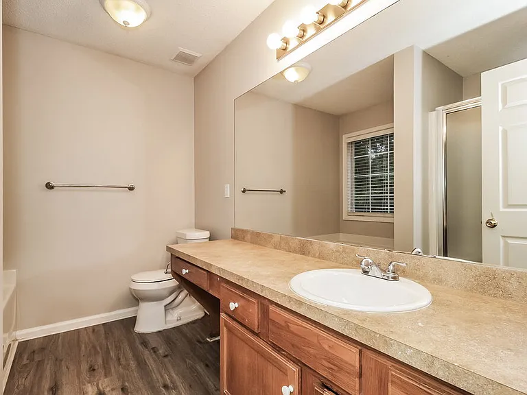 28 Fernwick Ct — Photo 10