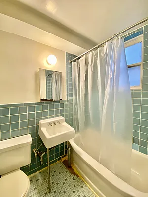 Rented by CMV Realty Inc. | media 25