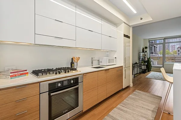 Sold by Compass | media 5