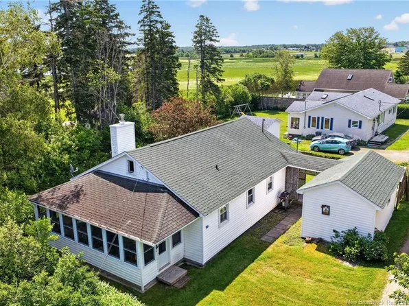 10 Beach Walk Ln, Beaubassin East, NB E4P 6H7