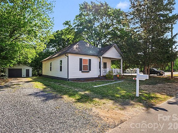 2nd image of 506 Grover St