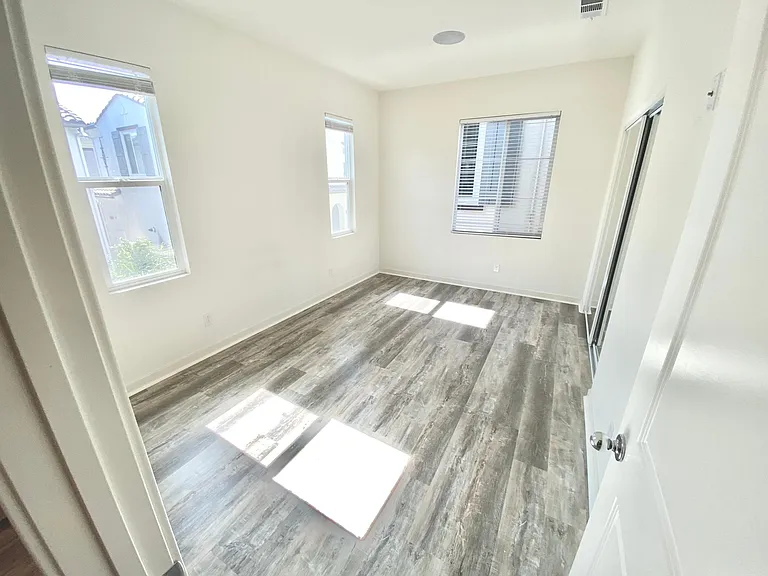 4150 Mission Tree Way — Photo 32