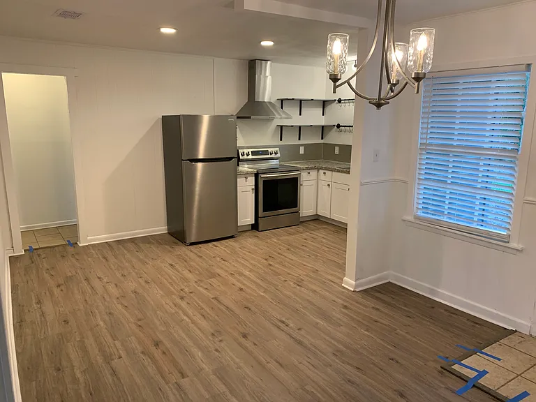 123 Oak Dr — Photo 3
