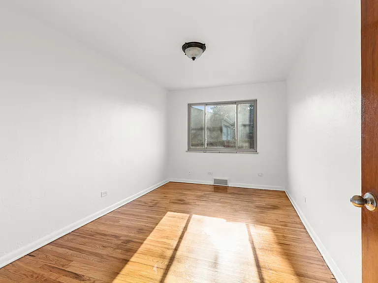 4800 Fenton St — Photo 12