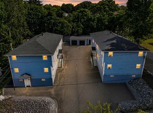 12 & 14 Hunnewell Rd, Worcester, MA 01606