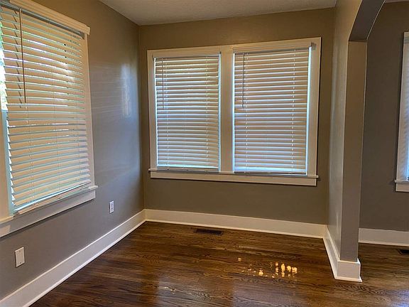 5th image of 911 Barber Way