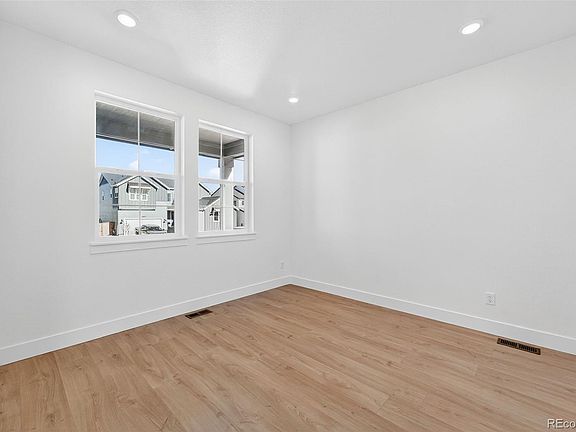 5th image of 16636 W 93rd Place