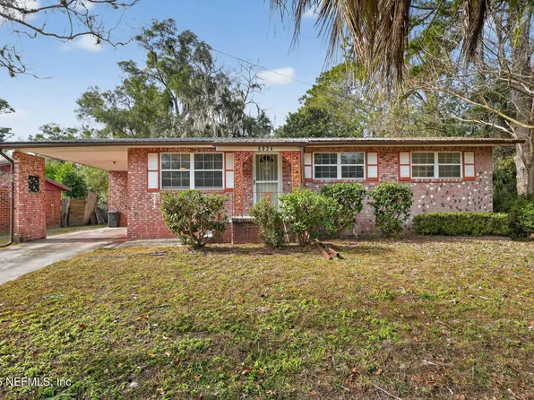 8834 CAMPHOR Drive, Jacksonville, FL 32208