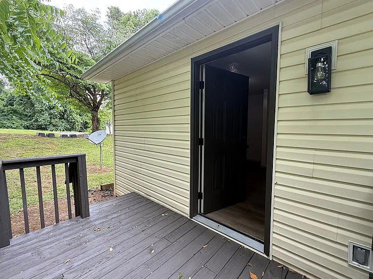 1541 Southside Rd — Photo 19