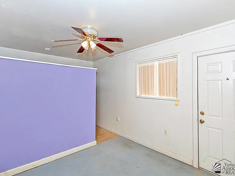 2662 S Madison Ave — Photo 18