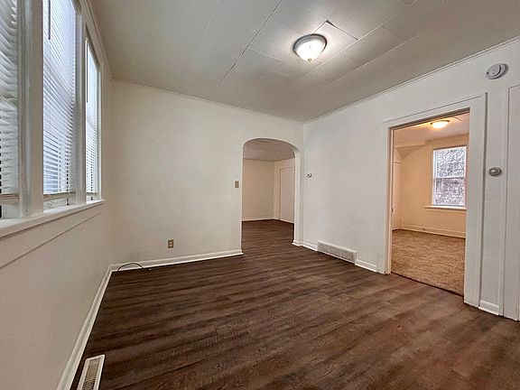 5th image of 1471 Hoyt St #1