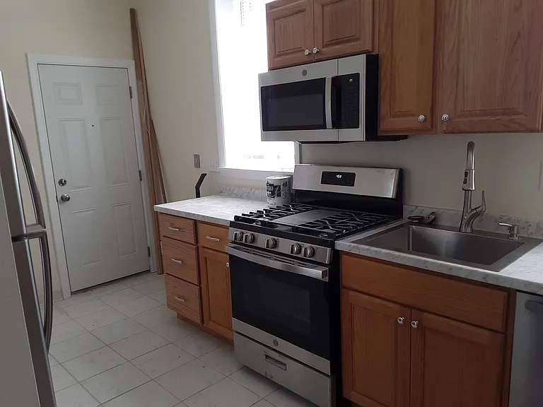607 E 14th Ave #2 — Photo 8